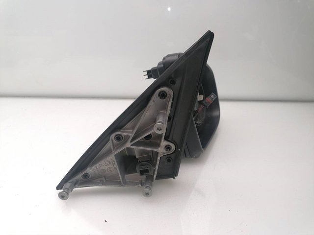 51167282756 BMW Корпус зеркала заднего вида правого (внутрення часть) купить в Полтава