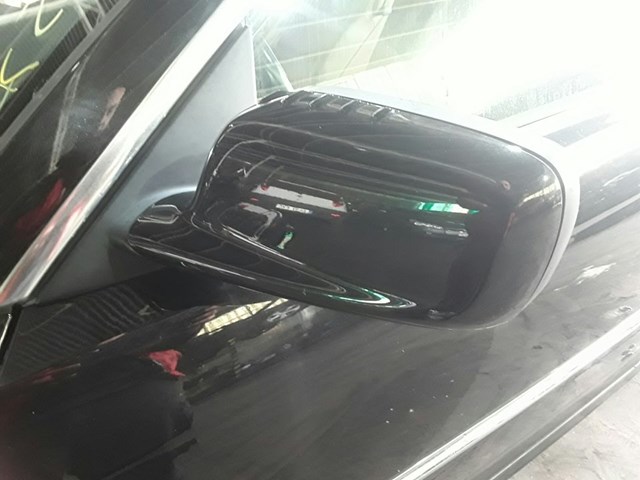 Consola de fixação de espelho de retrovisão esquerdo 51168144401 BMW