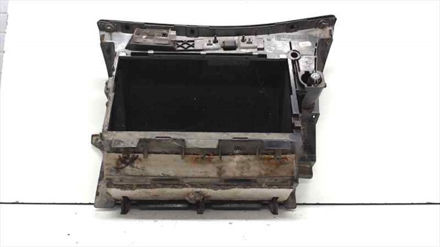 51168196111 BMW Ящик перчаточный (бардачок) купить в Днепр