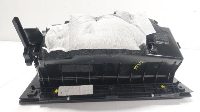 51169472465 BMW Крышка перчаточного ящика (бардачка) купить в Каменское