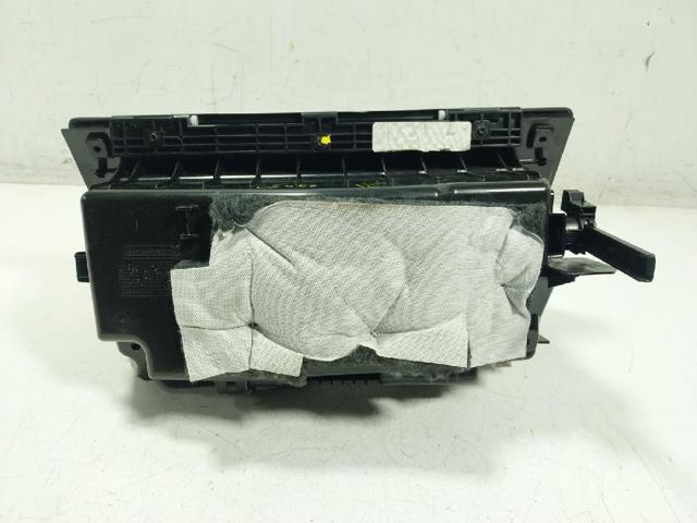 51169472465 BMW Крышка перчаточного ящика (бардачка) купить в Чернигов