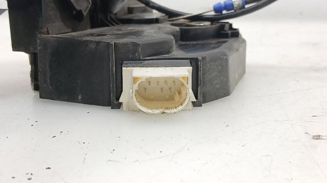 BMW 51200556769 Замок передней правой двери в наличии Винница