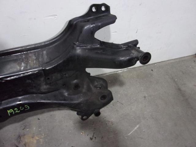 Viga de suspensão dianteira (plataforma veicular) Toyota Auris E15