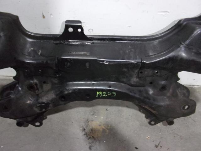 Viga de suspensão dianteira (plataforma veicular) Toyota Auris E15