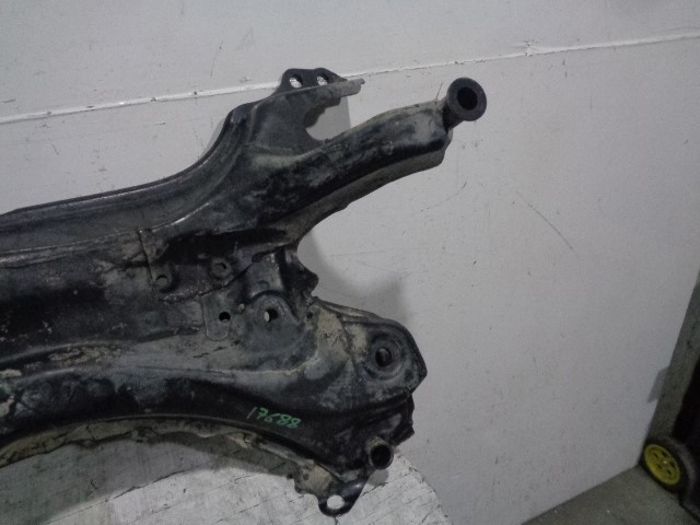 Viga de suspensão dianteira (plataforma veicular) Toyota Auris E15