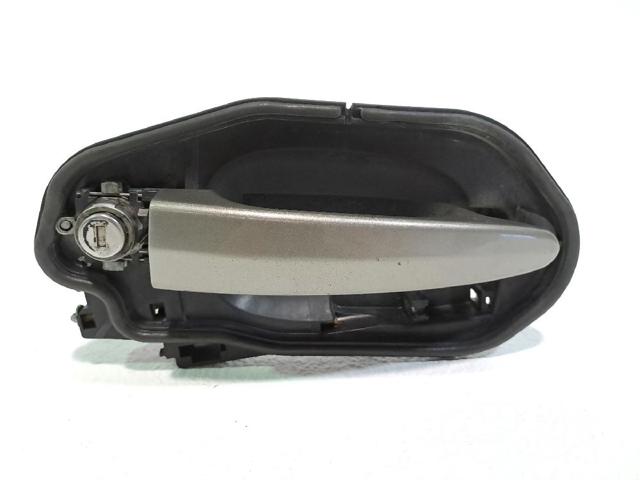 Suporte de maçaneta externa da porta dianteira esquerda 51203449077 BMW