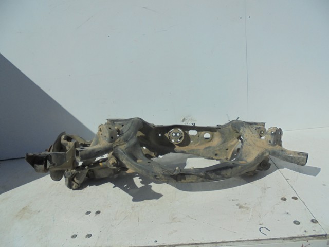 Viga de suspensão traseira (plataforma veicular) 5120648060 Toyota