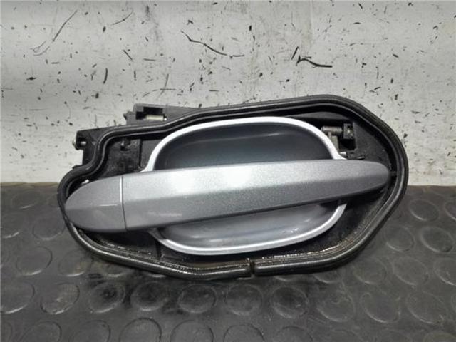 BMW 51217034544 Держатель наружной ручки двери передней правой в наличии Украина