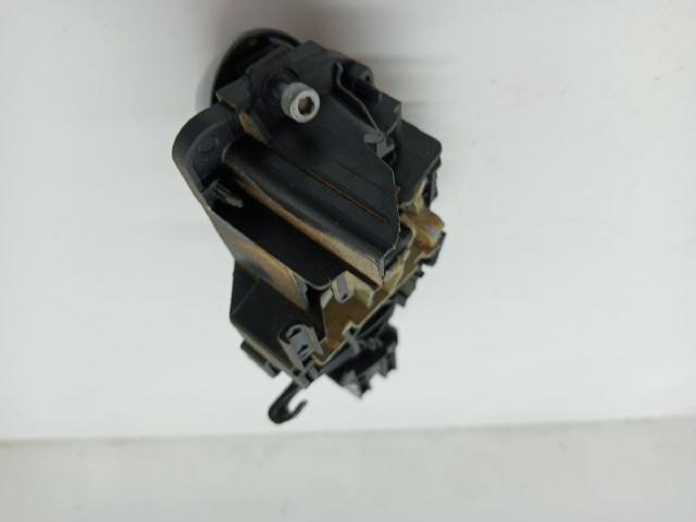BMW 51217200936 Держатель наружной ручки двери передней правой в наличии Украина