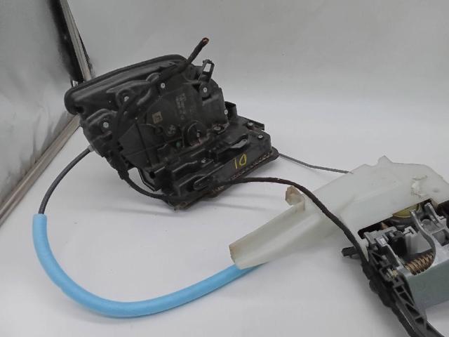 Fecho da porta dianteira esquerda 51217281931 BMW