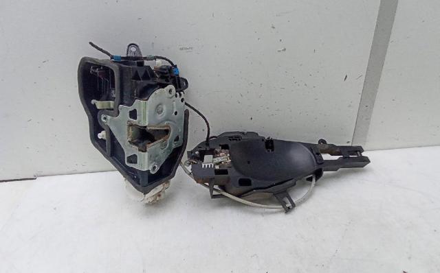 51217331739 BMW Замок двери задней правой купить в Черкассы