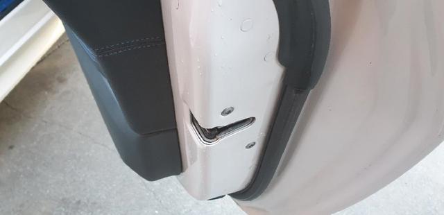 BMW 51217956142 Замок передней правой двери в наличии Львов