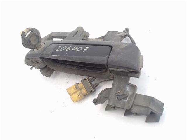 51218122442 BMW Крышка ручки наружной двери передней правой купить в Ровно