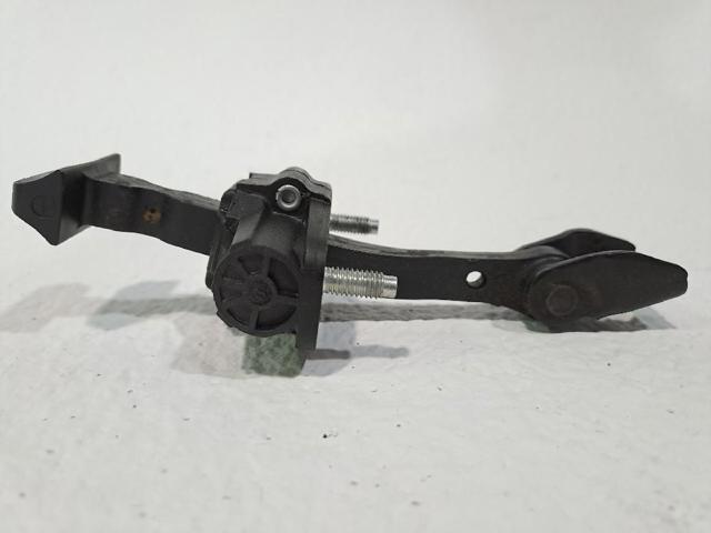 51219800582 BMW Ограничитель двери купить в Киев