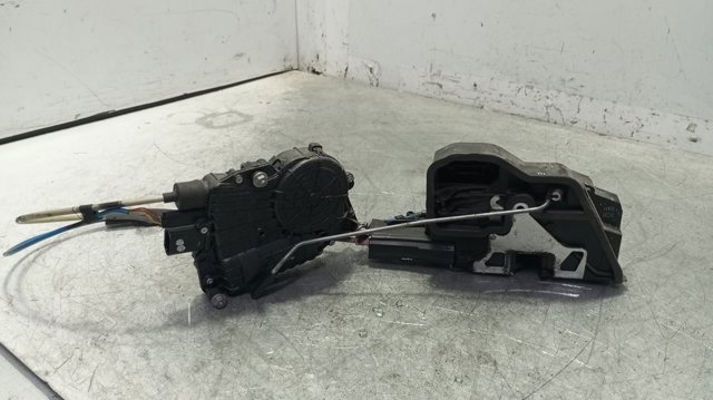 51225A36E51 BMW Замок двери задней левой купить в Полтава