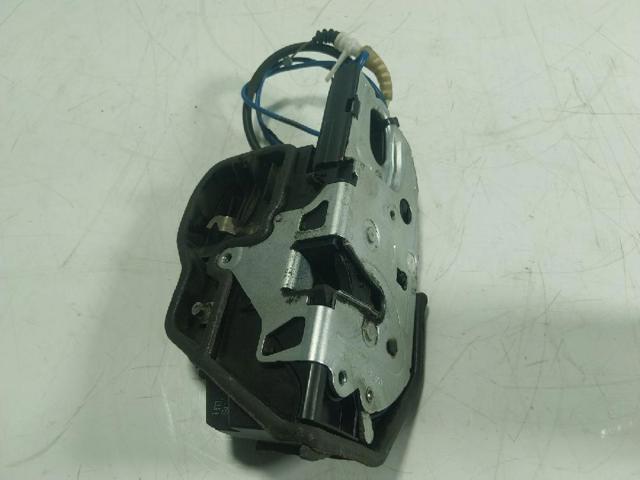 51225A36E51 BMW Замок двери задней левой купить в Ирпень