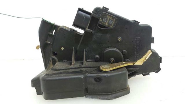 51227011309 BMW Замок двери задней левой купить в Днепр
