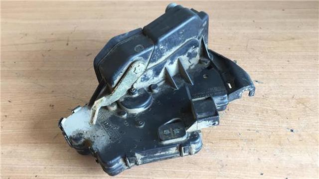 51227011309 BMW Замок двери задней левой купить в Хмельницкий