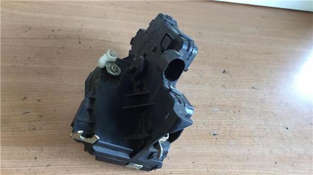 51227011310 BMW Замок двери задней правой купить в Полтава