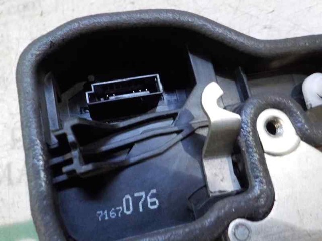 51227318418 BMW Замок двери задней правой купить в Сумы