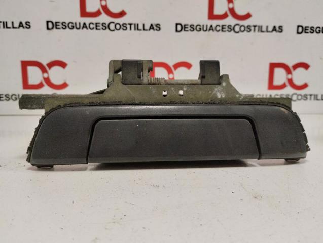 51228138952 BMW Ручка двери задней наружная правая купить в Тернополь
