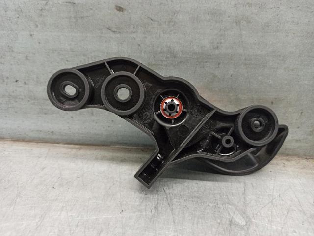 51237326517 BMW Кронштейн ручки открывания капота купить в Черкассы