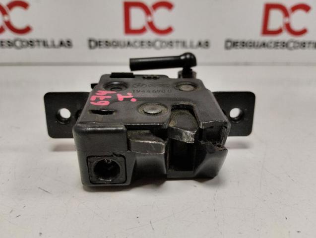 Fecho de tampa de porta-malas (de 3ª/5ª porta traseira) BMW 5 E34