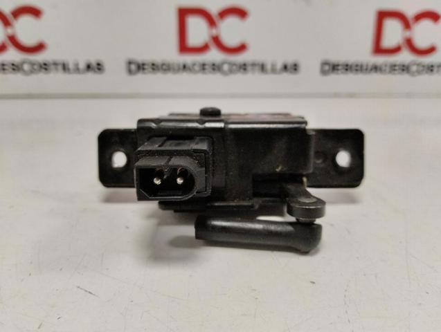 Fecho de tampa de porta-malas (de 3ª/5ª porta traseira) BMW 5 E34