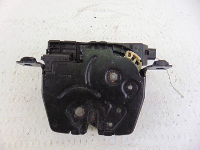 BMW 51244817123 Замок багажника в наличии Кривой Рог