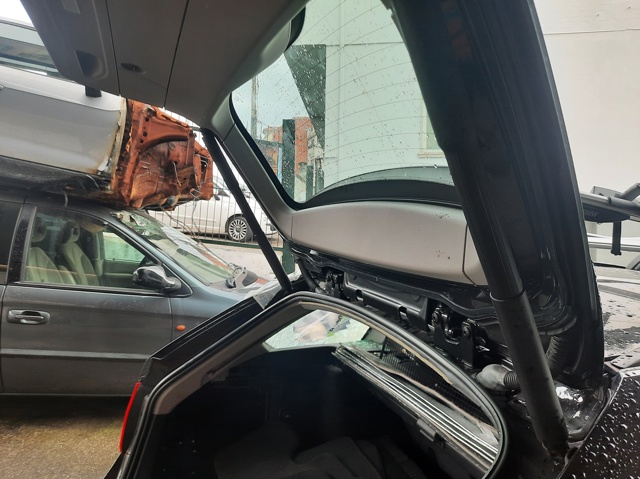 BMW 51247263153 Амортизатор багажника в наличии Одесса