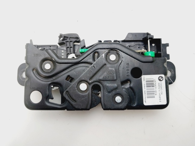 Fecho de tampa de porta-malas (de 3ª/5ª porta traseira) 51247357112 BMW