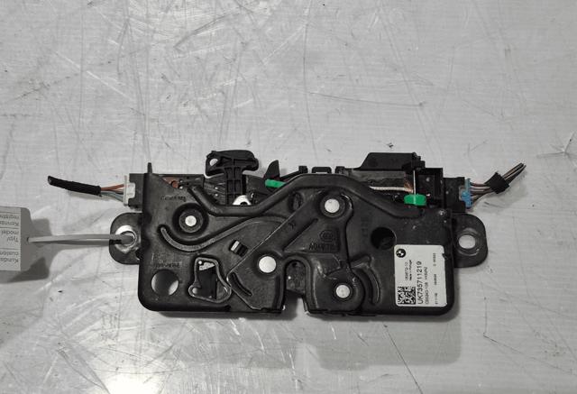 Fecho de tampa de porta-malas (de 3ª/5ª porta traseira) 51247357112 BMW