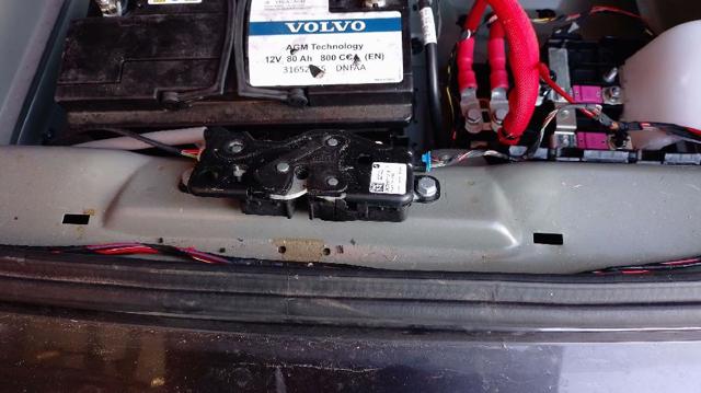 Fecho de tampa de porta-malas (de 3ª/5ª porta traseira) 51247357112 BMW