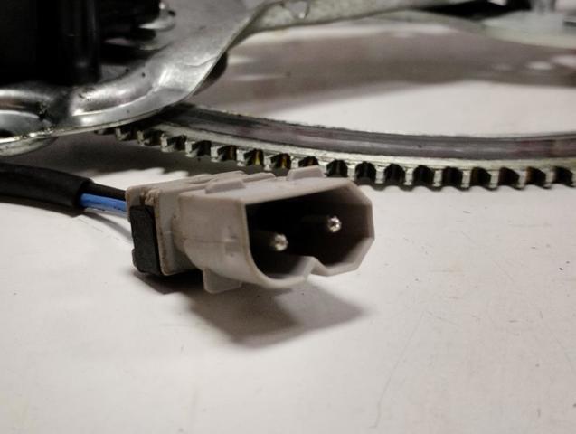 51321944070 BMW Стеклоподъемник передней правой двери купить в Черкассы