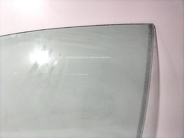 51328204177 BMW Стекло двери передней левой купить в Львов