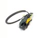 Fecho da porta dianteira esquerda 5133166 OPEL
