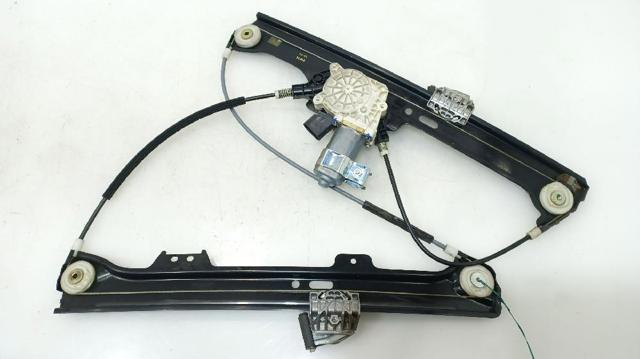 BMW 51337075668 Механизм стеклоподъемника двери передней правой в наличии Черкассы