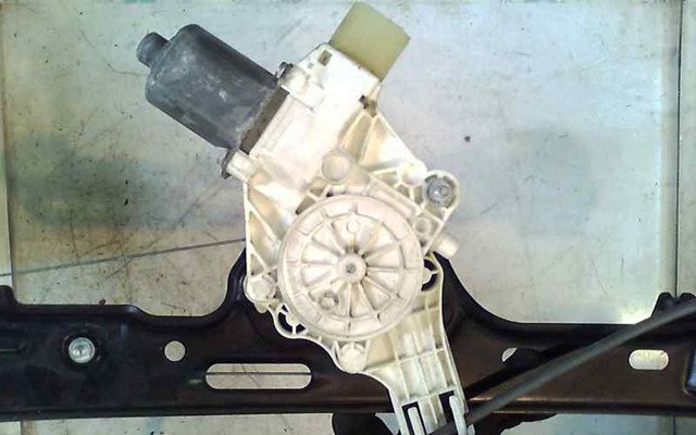 BMW 51337138466 Стеклоподъемник передней правой двери в наличии Николаев