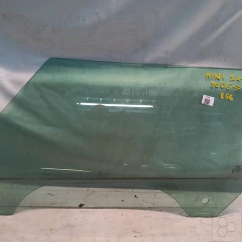 51337147395 BMW Стекло двери передней левой купить в Полтава