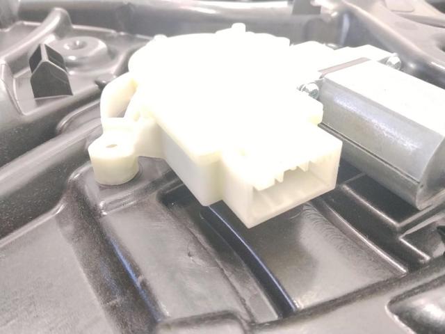 BMW 51337422879 Стеклоподъемник передней левой двери в наличии Сумы