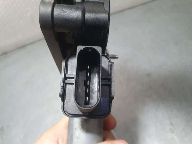 Mecanismo de acionamento de vidro da porta dianteira esquerda BMW 2 F45