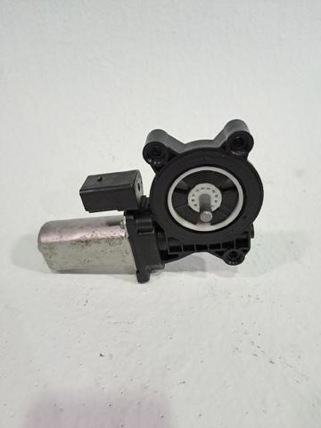 51339804384 BMW Мотор стеклоподъемника двери передней правой купить в Ужгород