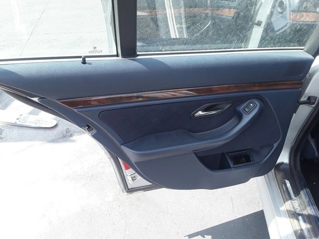 Mecanismo de acionamento de vidro da porta traseira esquerda 51348159833 BMW