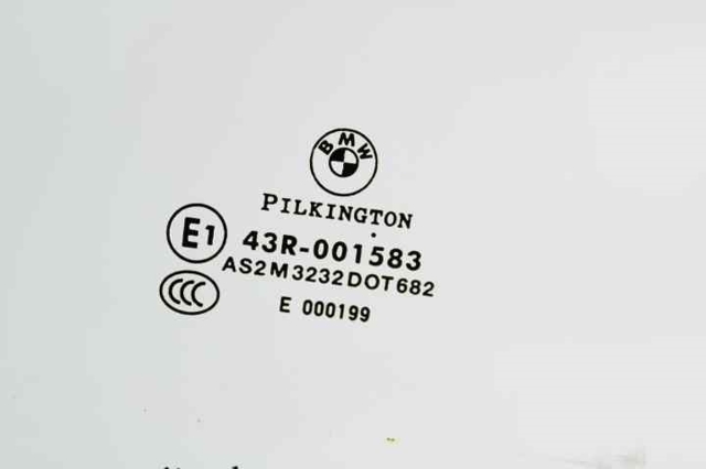 51357067794 BMW Стекло двери задней правой купить в Украина