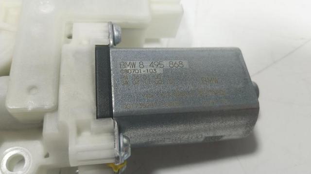 51358495868 BMW Мотор стеклоподъемника двери задней правой купить в Николаев