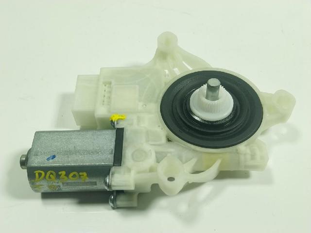 51358495868 BMW Мотор стеклоподъемника двери задней правой купить в Запорожье