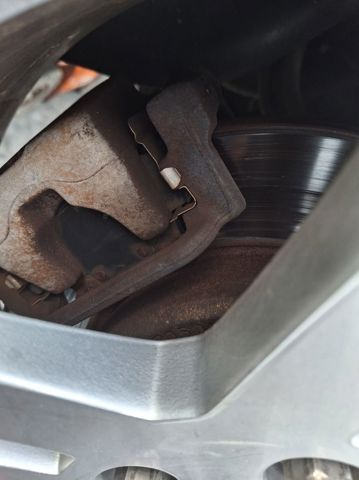 CHRYSLER 5142565AA Суппорт тормозной задний левый в наличии Одесса