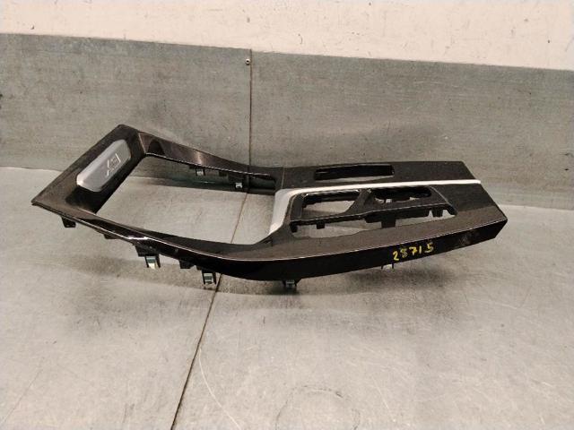 51459382757 BMW Накладка декоративная центральной консоли купить в Запорожье
