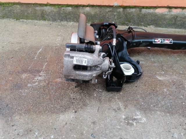 Viga de suspensão traseira (plataforma veicular) Citroen C4 2 B7