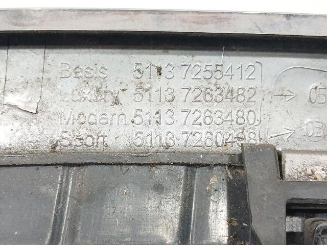 51712240778 Решетка радиатора правая купить Ужгород